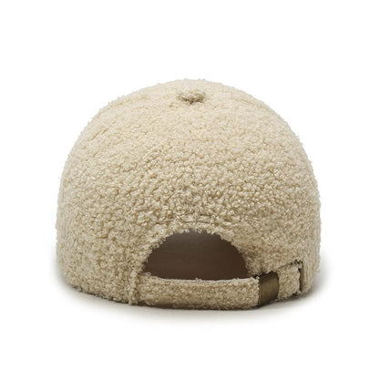 Winter Lambskin Thickened Warm Baseball Cap.